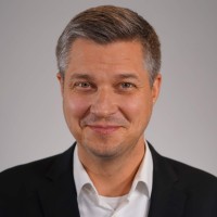 Florian Hummel  🐝