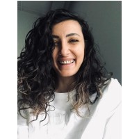 Menekşe Mansuroğlu