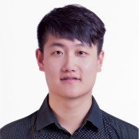 刘亚男