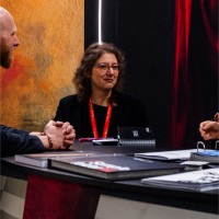 CLAUDIA VICINI