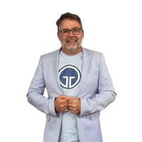 Andre Esterhuizen