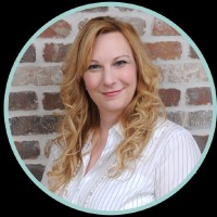 Dr. Jen Doctor of Soulful Transformations