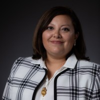 Mónica R Martinez