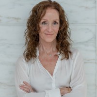 Lisa Aronson
