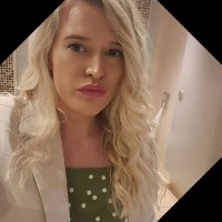 Leah Scholes