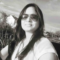 Aesha R