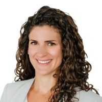 Laura Oliveira