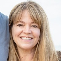 Stephanie May