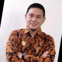 Dodi Oktarino, Sh, Mkn.