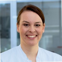 Dr. Adler Klaudia