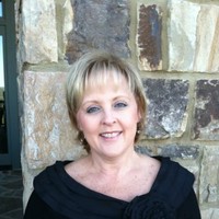 Lisa Titus
