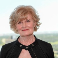 Sharon Lynne-Matei