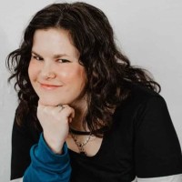 Devney Ayers, MOD -   Director of Legal Recruiting