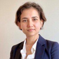 Ayjan Yovjanova, Cfa
