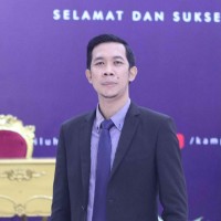 Bambang Tri Utomo