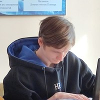 Максим Тарасов