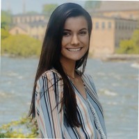 Danielle Vanheuklon R. Eeg T.