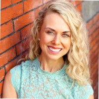 Dr. Arianne Missimer