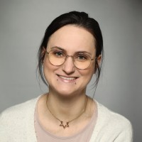 Julia T.