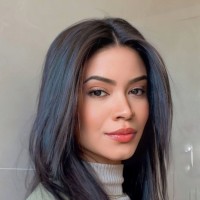 Viviane B.
