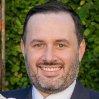 Russell Ellis