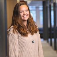 Sandra Katrine Jenderå Helle