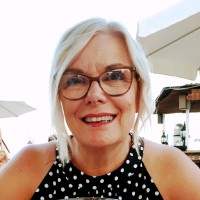 Gwyneth Toms