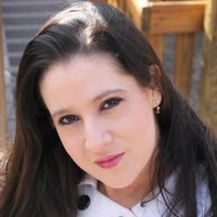 Suzanne Tuttle