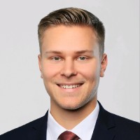 Lukas Schneider, Crea
