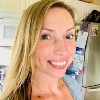 Laura Knowles