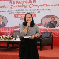 Esther Sondang