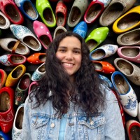 Aline Letícia A.