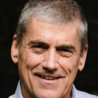 Dale Holmes