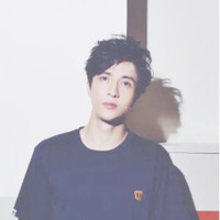 李卓尔