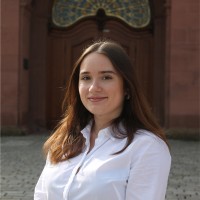 Nina Schmidt