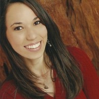 Evelyn Gonçalves