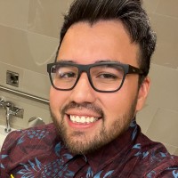 Elias Flores