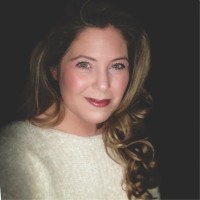 Claudia Aust