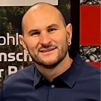 Oleg Ekkert 🇩🇪🇺🇸🇷🇺…