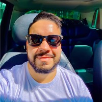 Robert Moreira