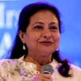 Smita Jayakar🎯