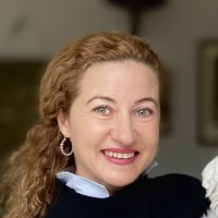 Aysil Akcanbas