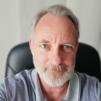 Peter Schneider