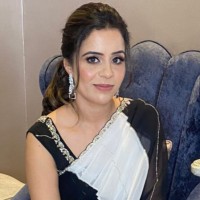 Palak Puri