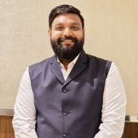Urmik Shah
