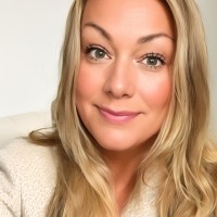 Amanda Smale