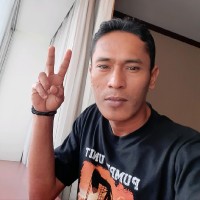 Romi Mantek Rom