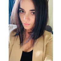 Aniko Grof