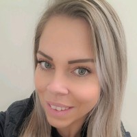Lena Holm