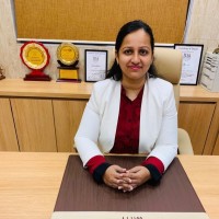 Dr. Jennifer Pereira